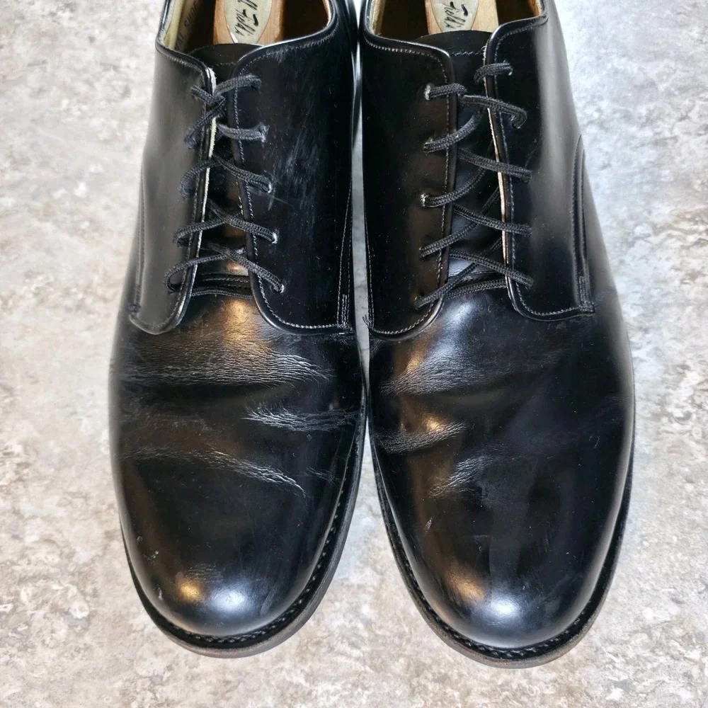 International Shoe Company vintage 1981